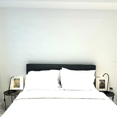Stylish Central Superior Bedroom In Kolonaki Athens Exterior photo
