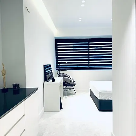 Stylish Central Superior Bedroom In Kolonaki Athens Exterior photo